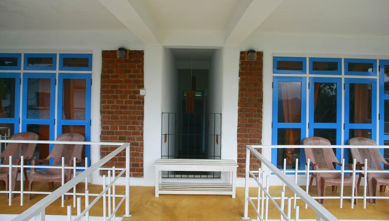 The Change Hotel Канди Экстерьер фото