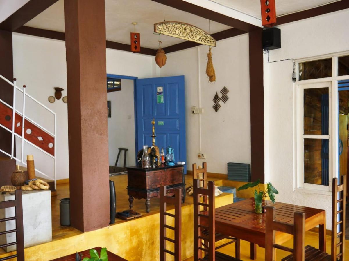 The Change Hotel Канди Экстерьер фото