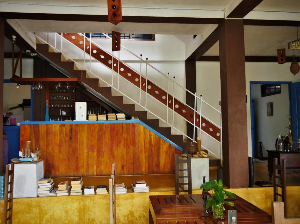 The Change Hotel Канди Экстерьер фото